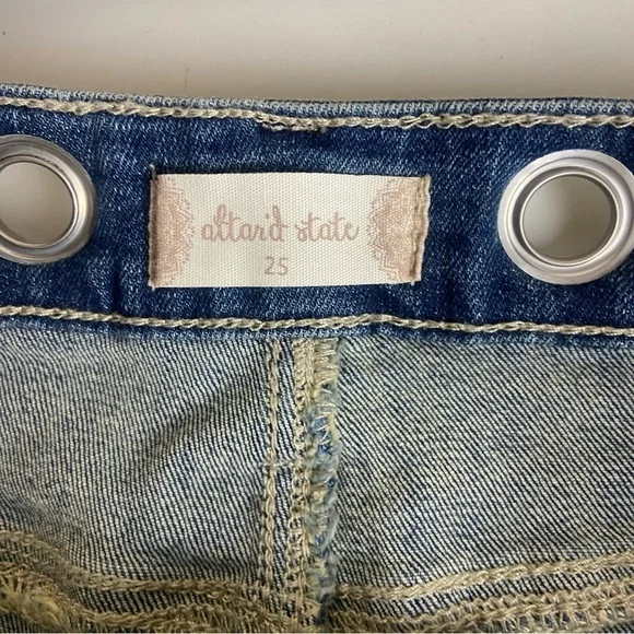 Altar’d State Size 25 Cut Off Denim Shorts Distressed Grommets Button Fly Grunge - Picture 4 of 11
